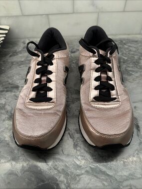 New Balance Men's Rose Gold and Black Lace-Up Sneakers